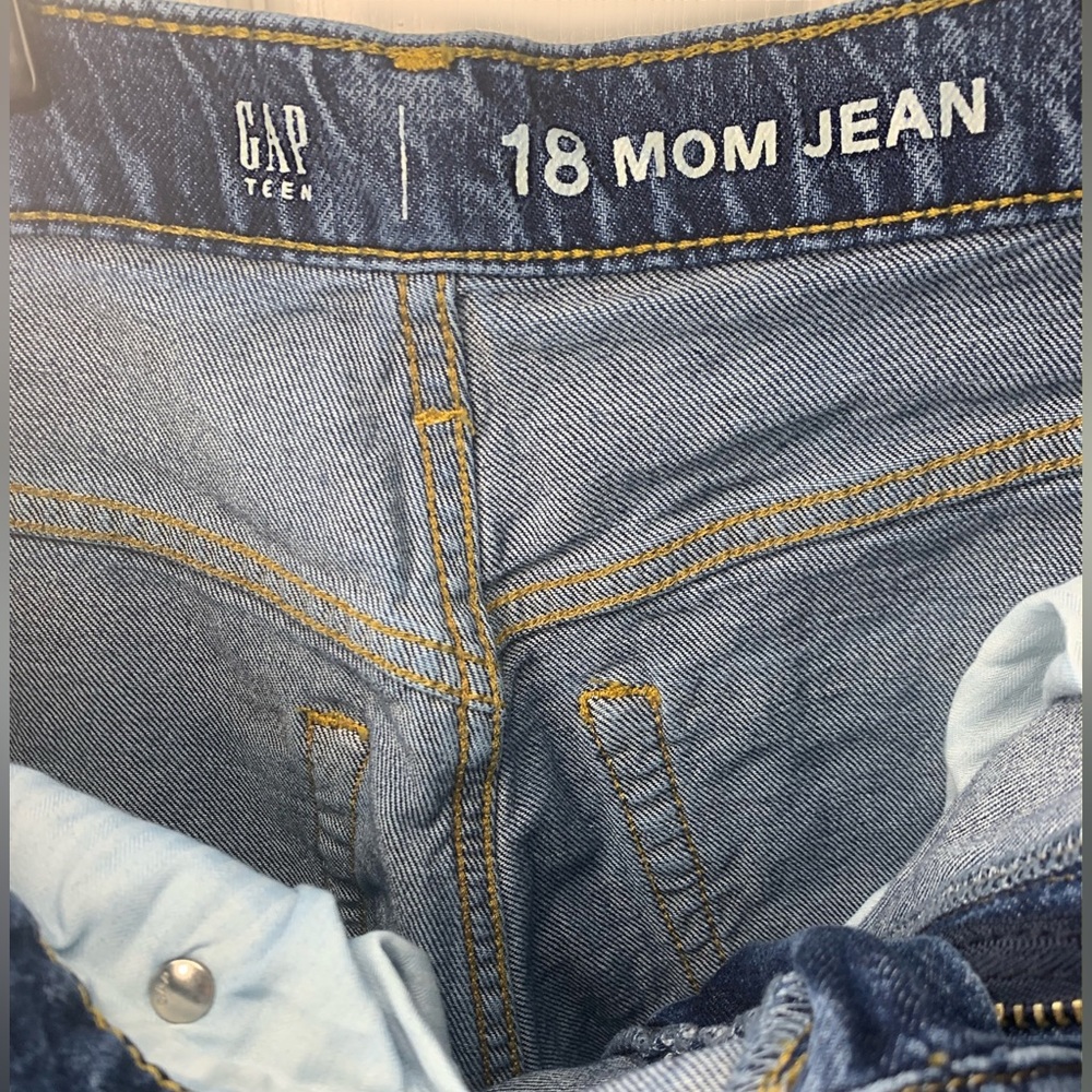 Gap Teen | Mom Jeans